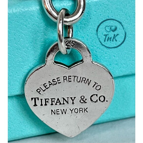 Return To Tiffany Heart Tag Chain Link Bracelet - 8” - Silver - Picture 10 of 15